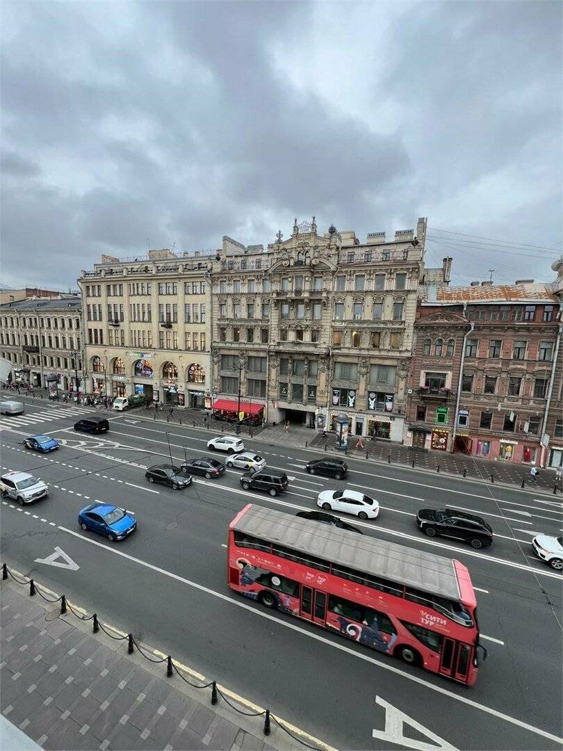 Фотографии номера Двухместный улучшенный номер с видом на Невский проспект в Гостинице Агни Санкт-Петербург