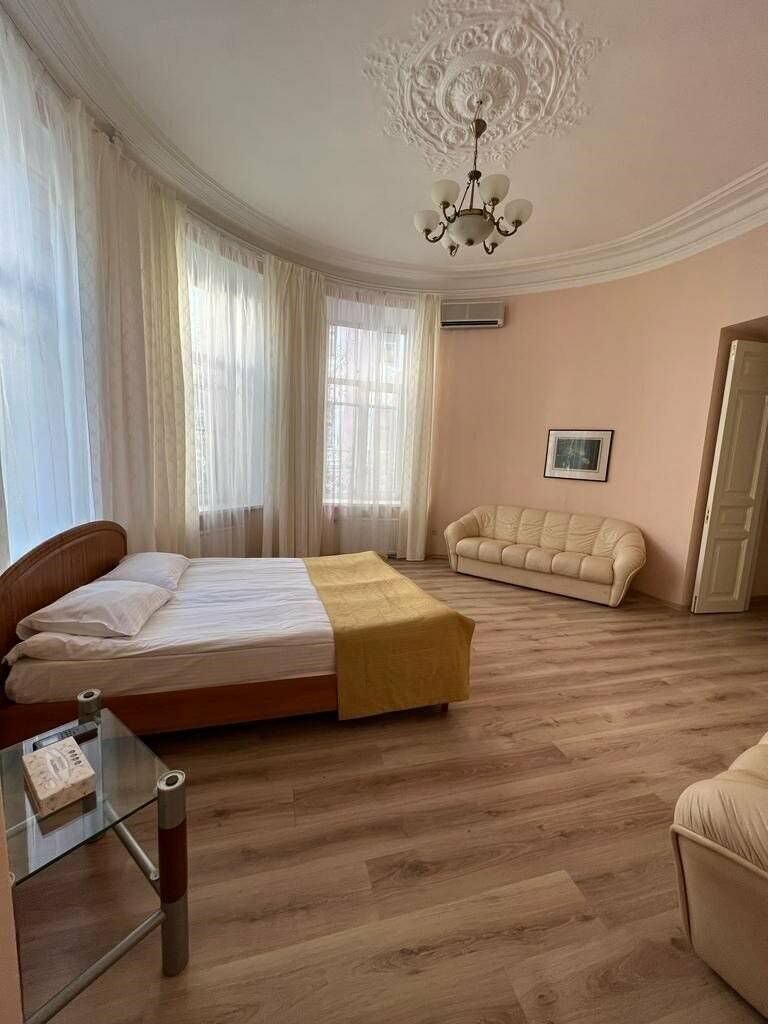 Фотографии номера Четырехкомнатная квартира с отдельным входом Невский 90 в Гостинице Агни Санкт-Петербург