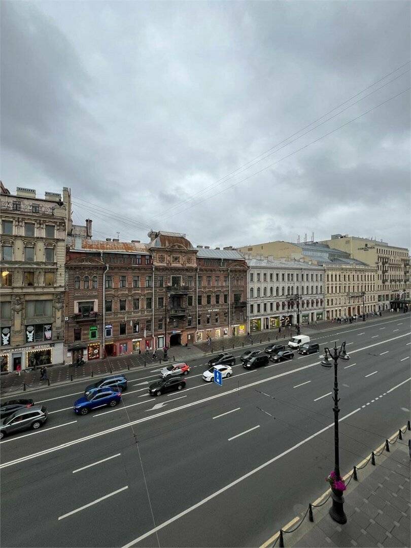 Фотографии номера Двухместный улучшенный номер с видом на Невский проспект в Гостинице Агни Санкт-Петербург